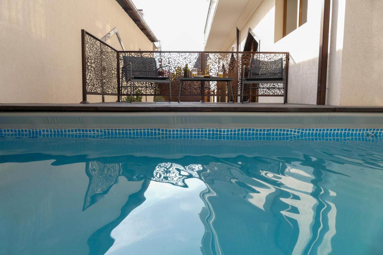 Garuda Boutique Hotel Sukhumi Luaran gambar