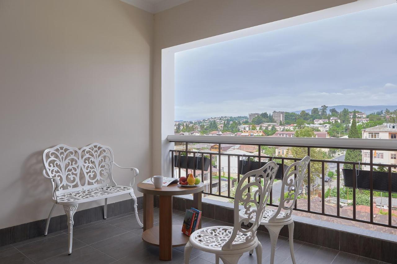 Garuda Boutique Hotel Sukhumi Luaran gambar