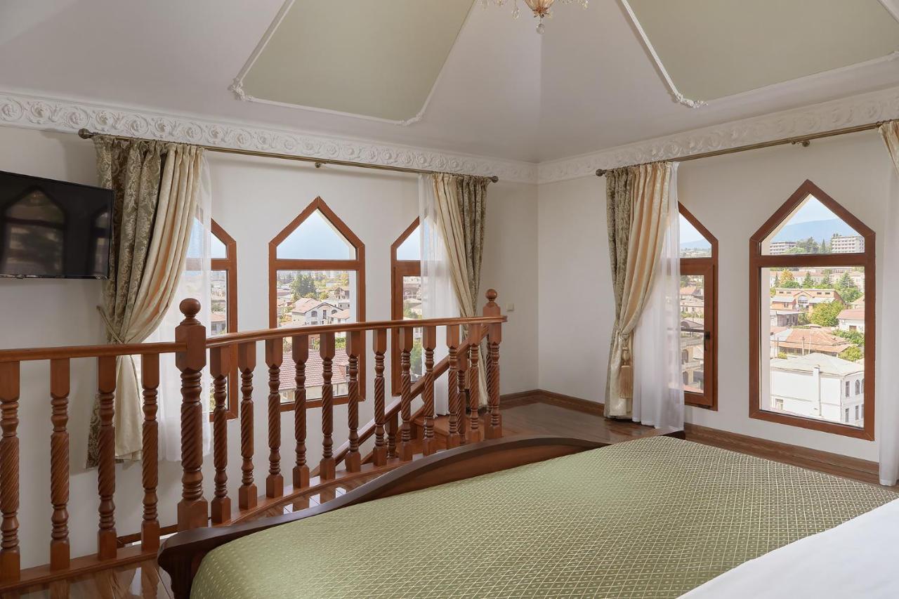 Garuda Boutique Hotel Sukhumi Luaran gambar