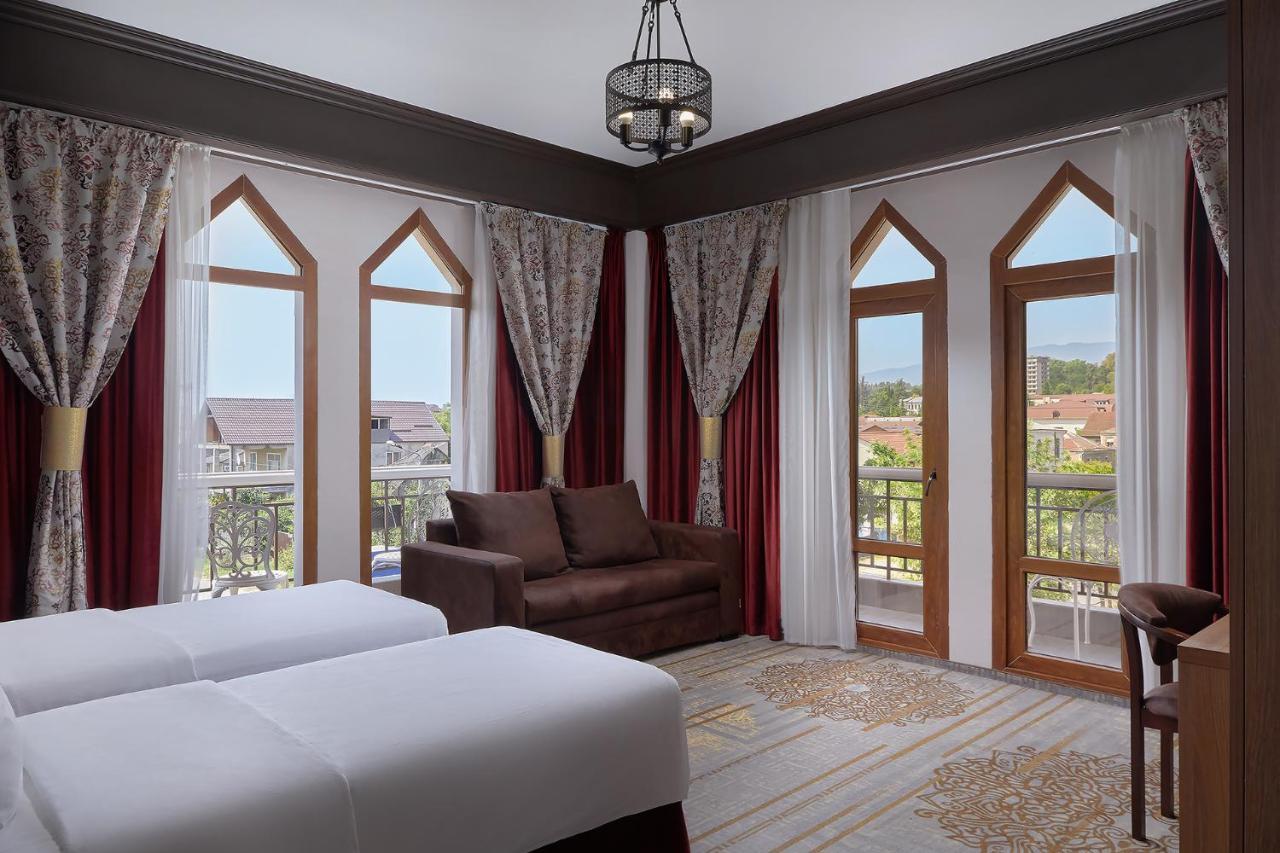 Garuda Boutique Hotel Sukhumi Luaran gambar